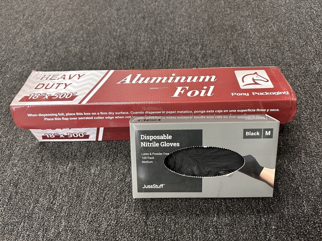 18 Aluminum Foil with Black Medium Glove